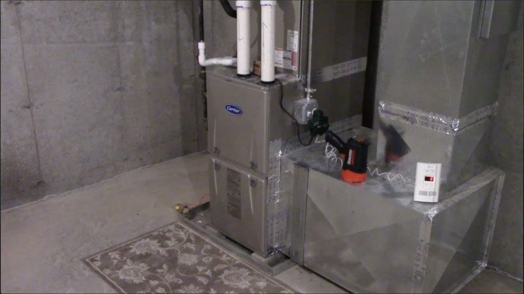 Natural gas furnace