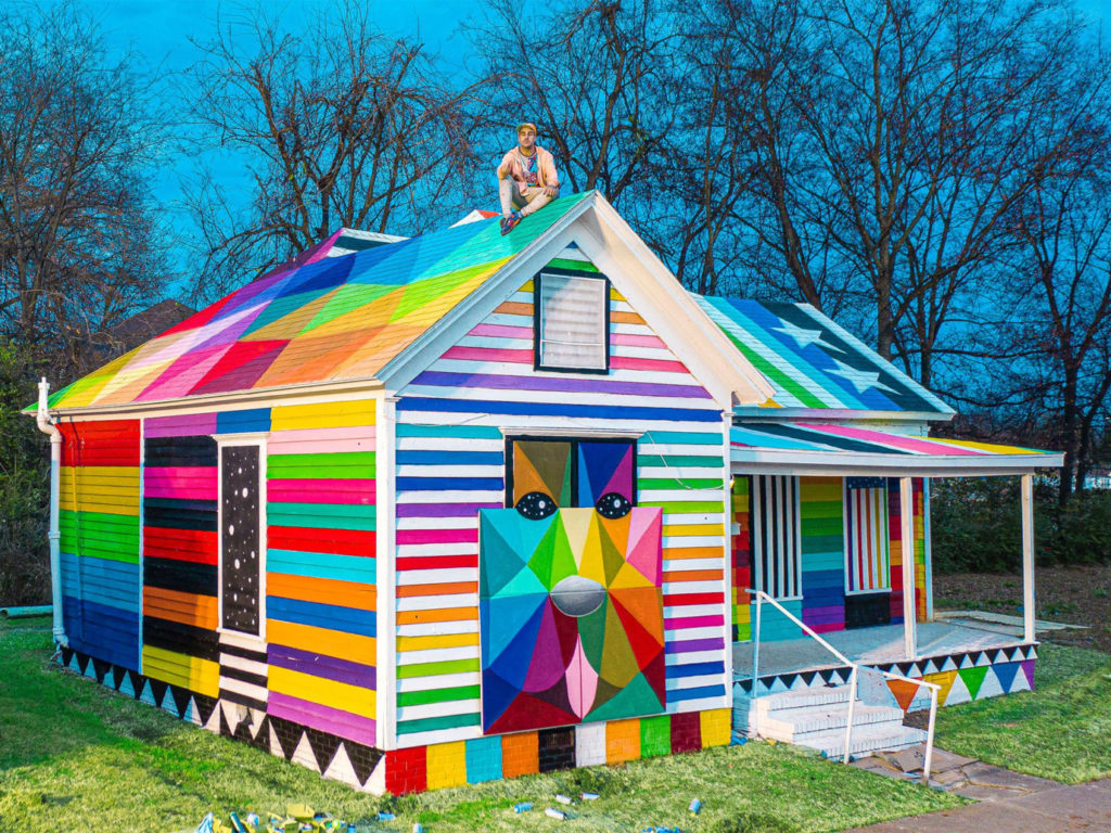 Artist Okuda San Miguel Transforms an Abandoned House