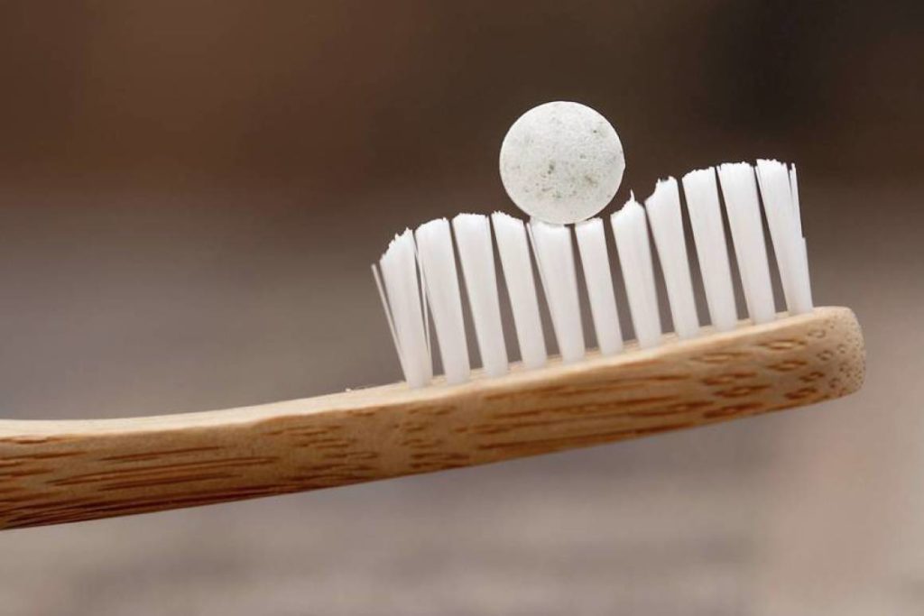 Canadian Entrepreneurs' Toothpaste Ball