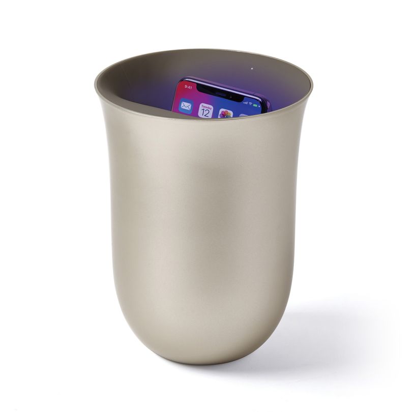 Lexon Oblio Wireless Charger Sanitizes Phone