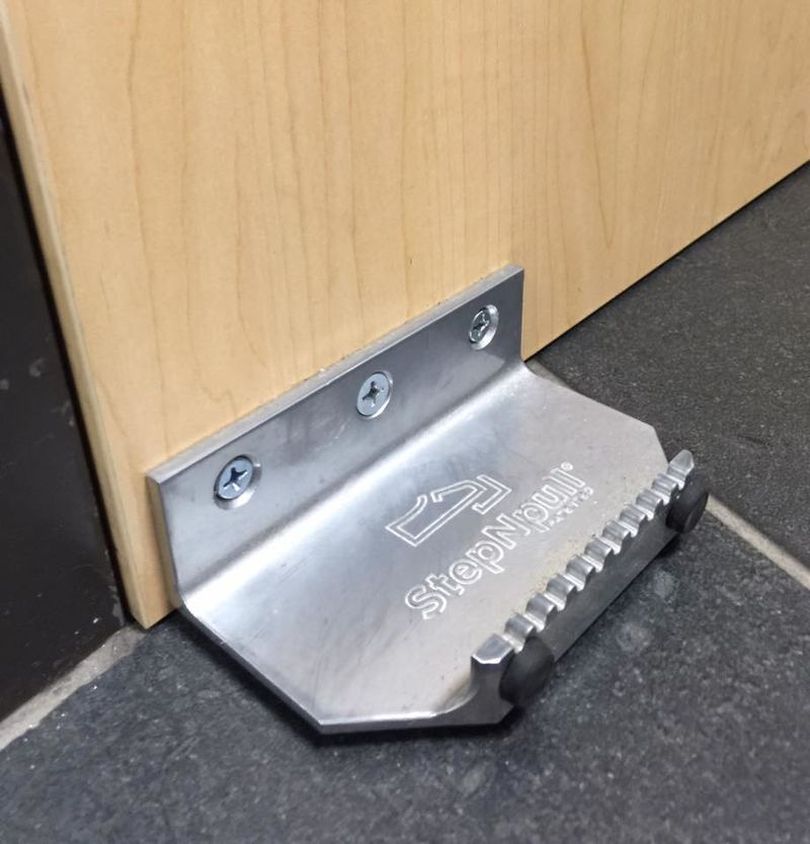 Foot-Operated StepNPull Door Handle