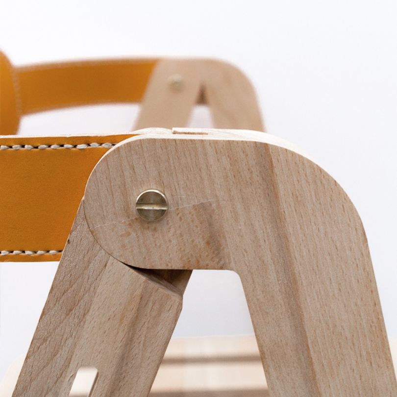 Lahu Folding Chair