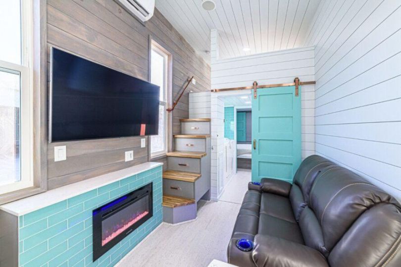 This Tiny House Includes Walk In Hot Tub For Spa Like Experience Pep 