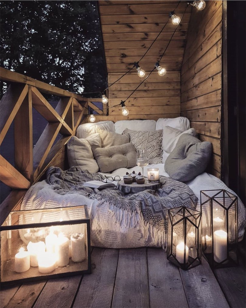 Cozy Outdoor Room