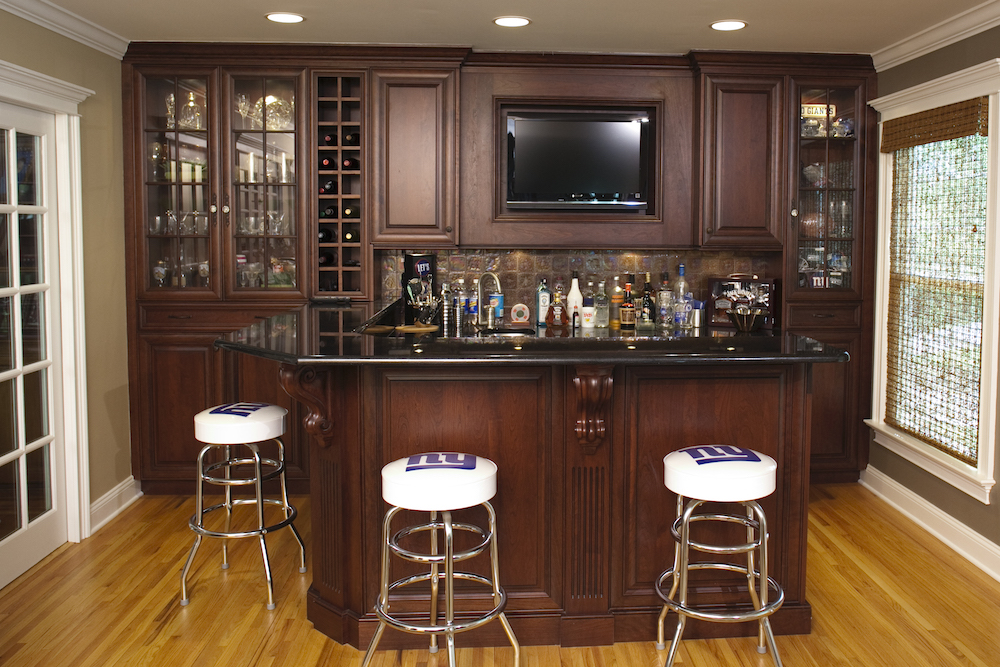 15 Best Home Bar Design Ideas To Impress Your Guests