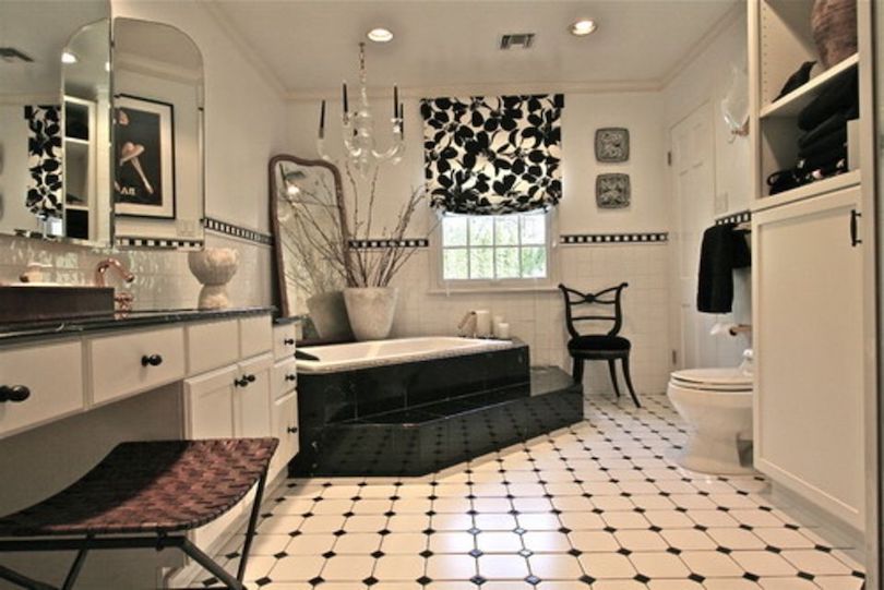 Black and White Bathroom Design Ideas