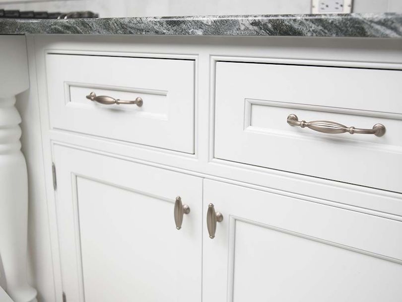 Kitchen Cabinet Hardware Ideas