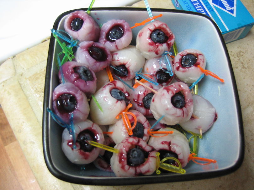 10 Halloween Potluck Ideas To Feed Your Guests