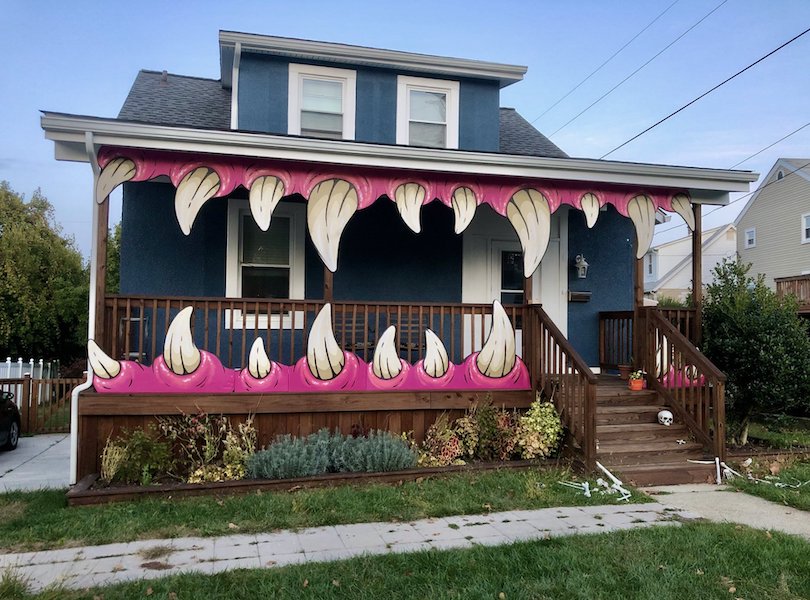 Monster Teeth Halloween Decor - Awesome Halloween Front Door Decorations