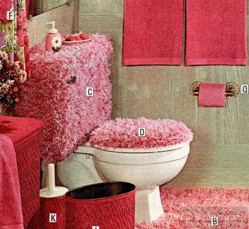 Vibrantly Fuzzy ‘70s Toilet Covers To Add Retro Touch Any Bathroom