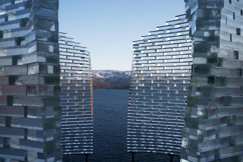 Qaammat Glass Pavilion by Konstantin Ikonomidis