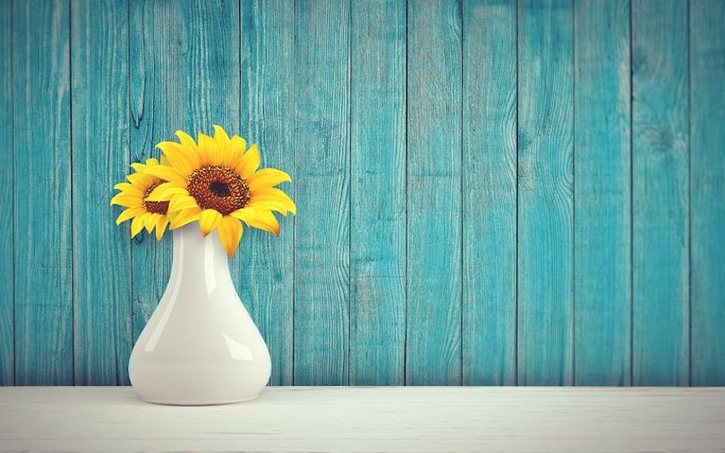 Aesthetic Home Decor Ideas For Chic & Adorable Living Space - Ceramic Flower Vase