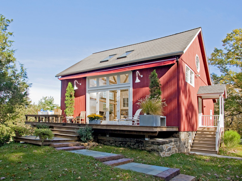 Modern Barn House Ideas For Adding Rustic Vibe to Your Home Projects 