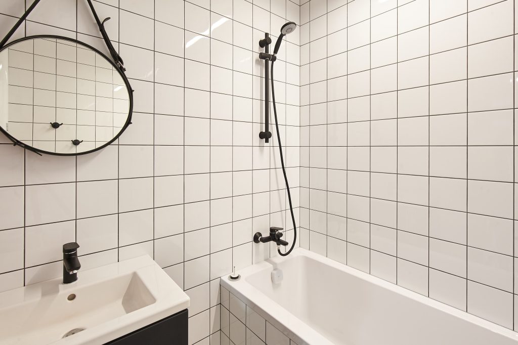 is it worth putting a bathroom in the basement - basement bathroom ideas