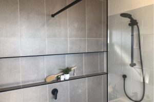 How to build a shower niche