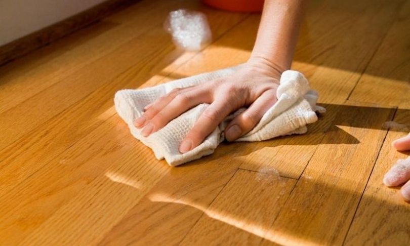 how to clean laminate floors naturally - Pep up home