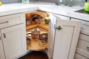 How to organize a lazy susan