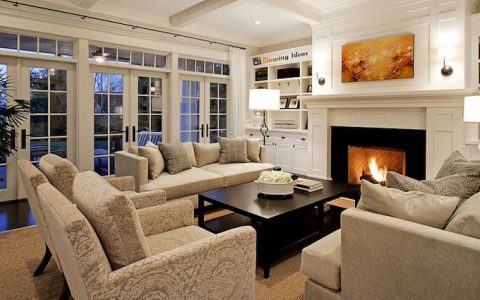 A rectangle and circle Layout With Corner Fireplace