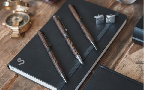 unique high-end corporate gifts