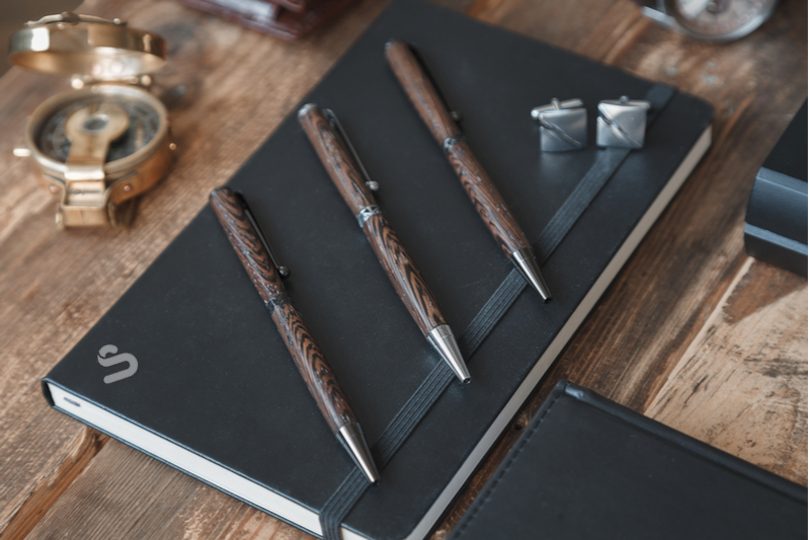 Unique High-End Corporate Gifts On Special Occasions