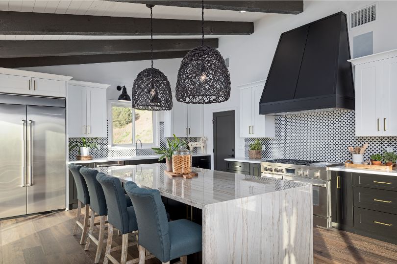 trending kitchen lighting 2024