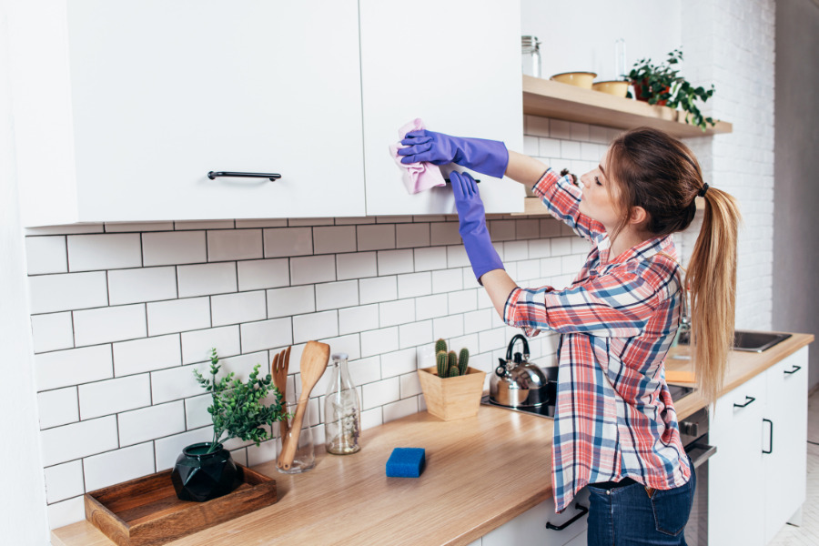  How Clean Kitchen Cabinets